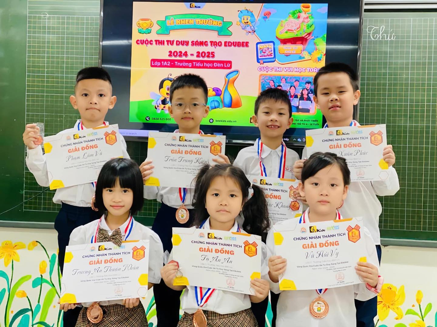 Thi đua xếp hạng 1